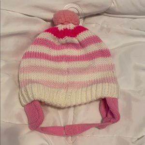 Mittens w/matching hat.